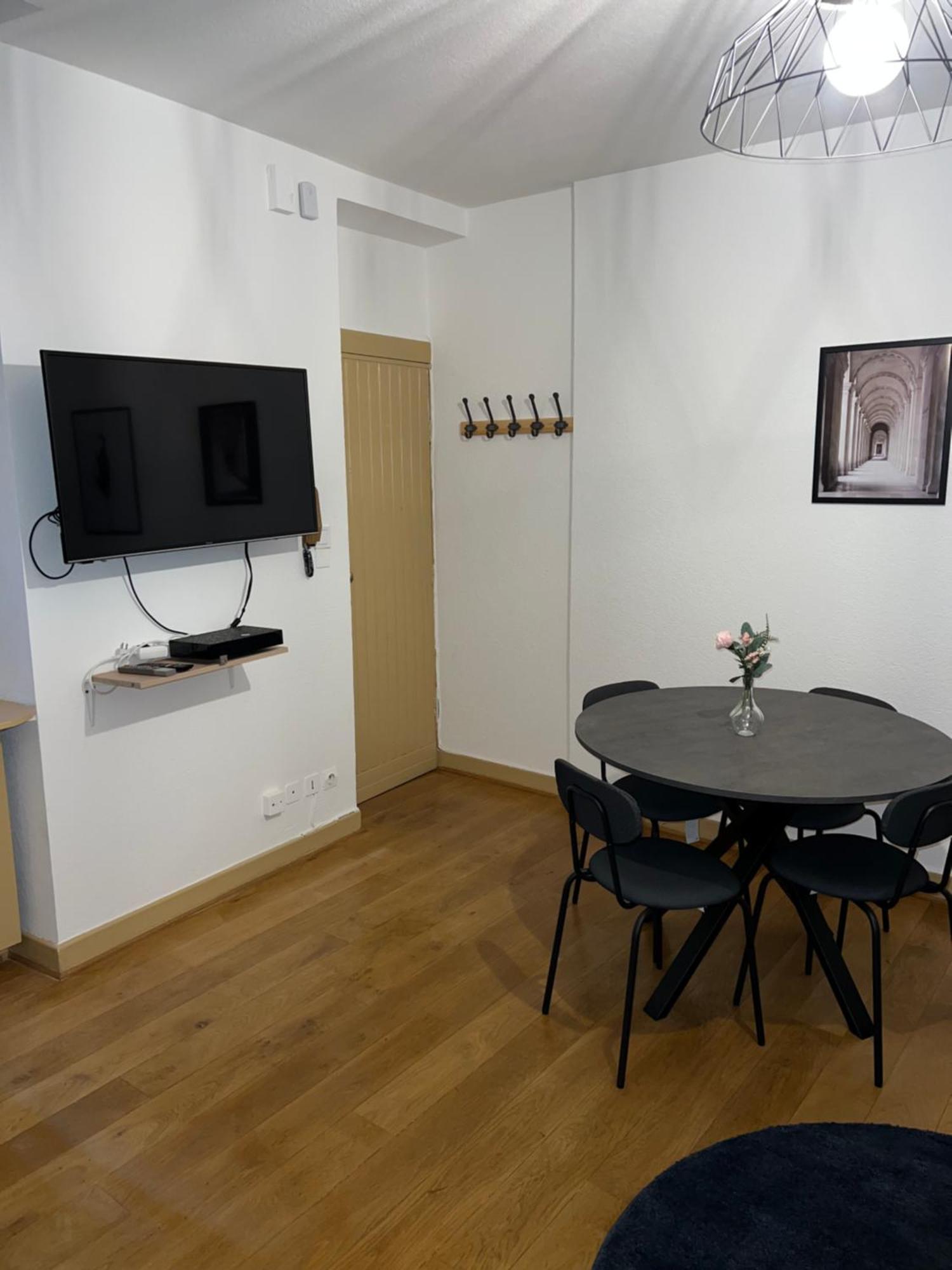 Appartement Dijon Le Zola, Avec Parking Prive Sur Demande Payant Sur Place Exterior foto
