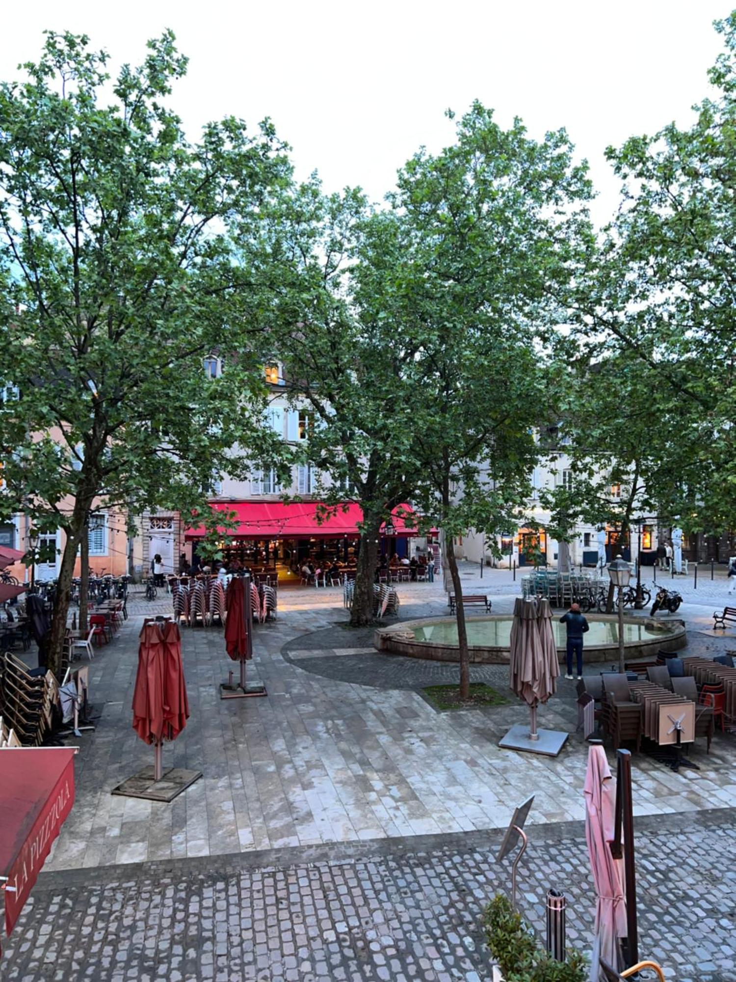 Appartement Dijon Le Zola, Avec Parking Prive Sur Demande Payant Sur Place Exterior foto